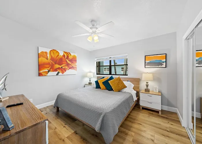Midtown Cottage - In The Heart Of Cocoa Beach